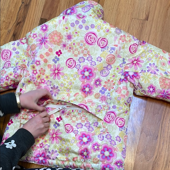 Floral Patterned Jacket - Picture 4 of 8